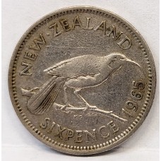 NEW ZEALAND 1965 . SIXPENCE . VARIETY . DIE FILLED WINGS